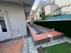 3 bedroom Flat / Apartment for rent Victoria Island Lagos