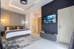 3 bedroom Flat / Apartment for shortlet Lekki Phase 1 Lekki Lagos