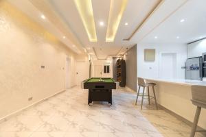 3 bedroom Flat / Apartment for shortlet Off Admiralty Road Lekki Phase 1 Lekki Lagos