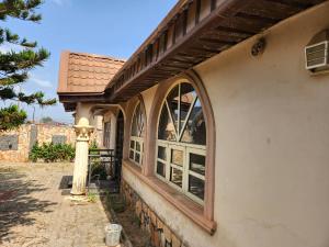 3 bedroom House for sale Olusoji Avenue, Near Akala Express, Oluyole Extension, Ibadan Oyo