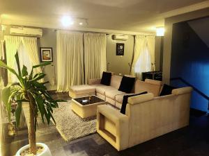 3 bedroom Flat / Apartment for shortlet Ayo Rosiji Street Ikeja GRA Ikeja Lagos