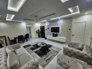 Flat / Apartment for rent ONIRU Victoria Island Lagos