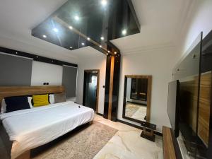 3 bedroom Flat / Apartment for rent Banana Island Ikoyi Lagos