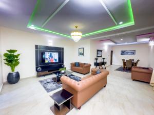 3 bedroom Flat / Apartment for shortlet Uyo Akwa Ibom