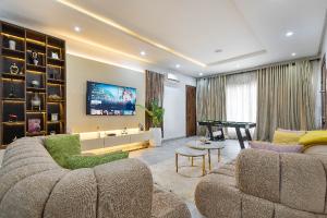 3 bedroom Flat / Apartment for shortlet Lekki Phase 1 Lekki Lagos