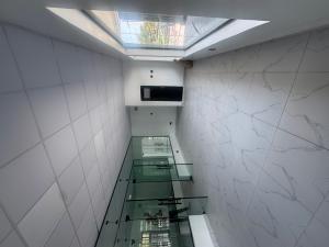 Commercial Property for rent Lekki Phase 1 Lekki Lagos