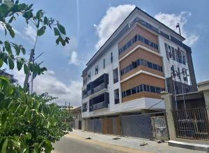 3 bedroom Flat / Apartment for sale Shonibare Estate Maryland Lagos