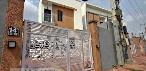 3 bedroom House for sale Adeniyi Jones Ikeja Lagos
