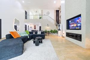 4 bedroom Flat / Apartment for shortlet Parkview Estate Ikoyi Lagos