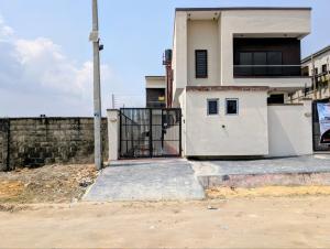 4 bedroom House for sale Pepperoni Bustop, Abraham Adesanya Ajah Lagos