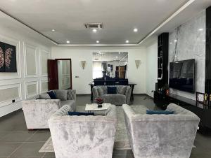 3 bedroom Flat / Apartment for shortlet Maitama Abuja