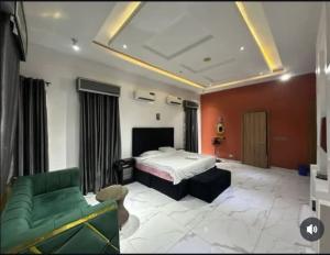 4 bedroom Commercial Property for rent Ikate Lekki Lagos