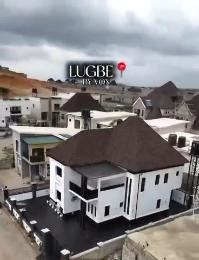 4 bedroom House for sale Along Von Road Axis Lugbe Abuja