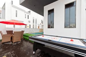 4 bedroom Flat / Apartment for shortlet White Sands Beach Estate, Ologolo Ologolo Lekki Lagos