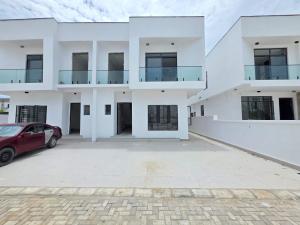 4 bedroom House for sale Chevron Toll Gate Lekki Lagos
