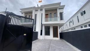 4 bedroom House for sale Ikota Off Lekki-Epe Expressway Ajah Lagos