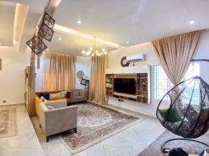 6 bedroom House for sale Lokogoma Abuja