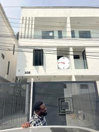 4 bedroom House for rent Agungi Lekki Lagos