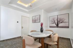Flat / Apartment for shortlet ONIRU Victoria Island Lagos