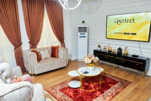 4 bedroom Flat / Apartment for shortlet Chevron Lekki Lagos