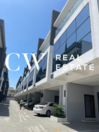 4 bedroom Flat / Apartment for rent Lekki Lagos