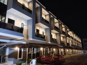 4 bedroom House for rent Victoria Island Lagos
