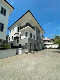 4 bedroom House for rent ONIRU Victoria Island Lagos