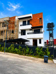 4 bedroom House for sale Off 3rd Avenue Gwarinpa Abuja