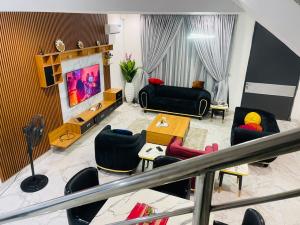 4 bedroom Flat / Apartment for shortlet Adeniyi Jones Ikeja Lagos