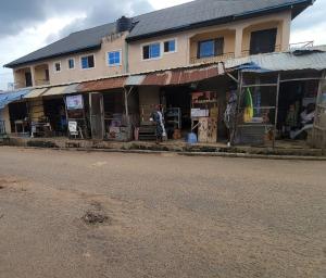 2 bedroom House for sale Akinyemi, Ring Rd Ibadan Oyo