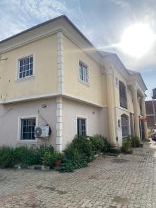 3 bedroom House for rent 64 Road, 6th Avenue Gwarinpa Abuja