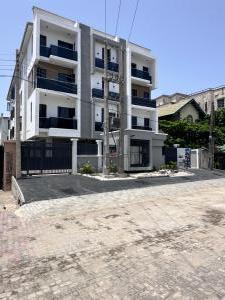 2 bedroom House for sale Osapa Side Of Agungi Lekki Lagos