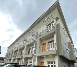 4 bedroom House for sale (behind Maryland Mall) Maryland Lagos