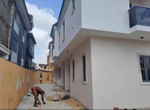 4 bedroom House for rent Oworo, Shomolu Lagos
