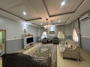 4 bedroom House for sale By Von Road, Lugbe, Airport Road, Abuja Lugbe Abuja