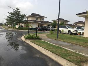 4 bedroom Flat / Apartment for sale Lakowe Lakes And Country Estate Ibeju-Lekki Lagos