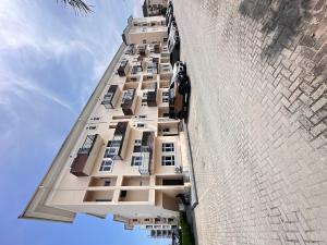 4 bedroom Flat / Apartment for rent Ologolo Lekki Lagos