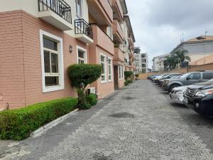 4 bedroom Flat / Apartment for sale ONIRU Victoria Island Lagos