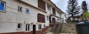 8 bedroom House for rent Ireakari Akala Express Ibadan Oyo