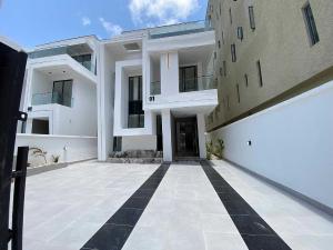 5 bedroom House for sale Freedom Way Lekki Lagos