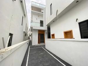 5 bedroom House for sale Orchid Lekki Lagos