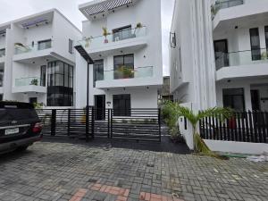 5 bedroom House for rent Orchid Lekki Lagos