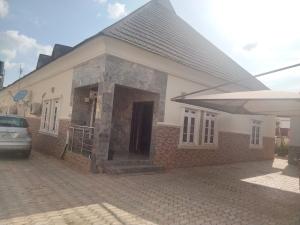 7 bedroom House for rent Gwarinpa Abuja