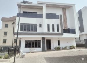 6 bedroom House for rent Guzape Abuja