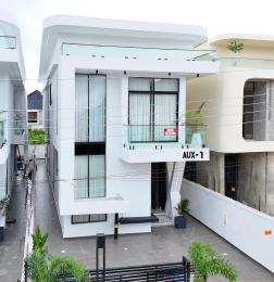 5 bedroom House for sale 2nd Toll Gate Lekki Lagos