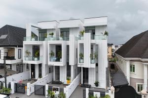 5 bedroom House for sale Ikota Villa Estate Ikota Lekki Lagos