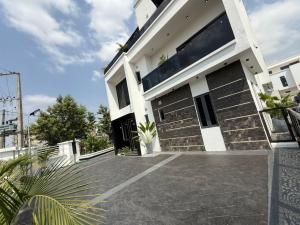 5 bedroom House for sale Kado Abuja