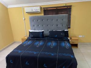5 bedroom House for shortlet Opebi Ikeja Lagos