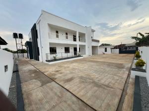6 bedroom House for sale 12, Innocent Okafo Street, Ogheghe Sapele Road, Benin, Oredo, Edo Ikpoba - Okha Edo