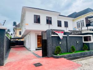 5 bedroom House for sale Ikota Ikota Lekki Lagos